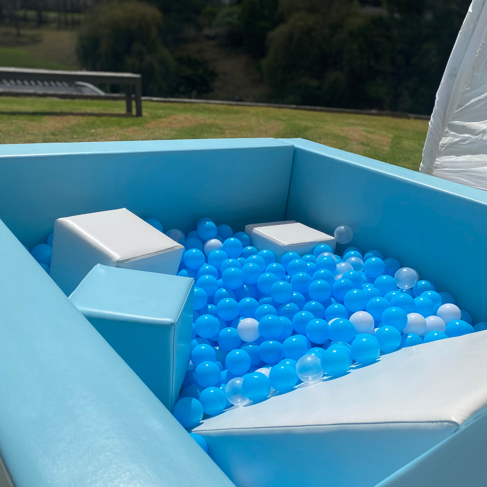Luxe Ball Pit Bundle - Blue & White