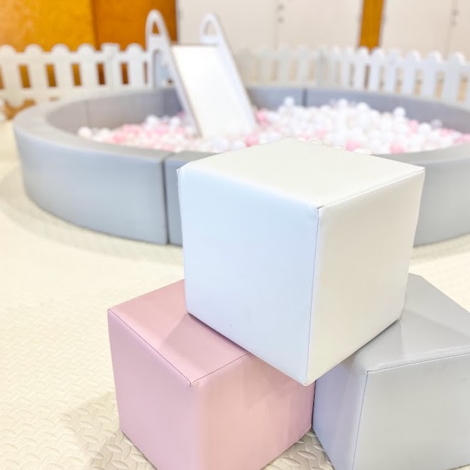 Round Ball Pit - Low and Wide