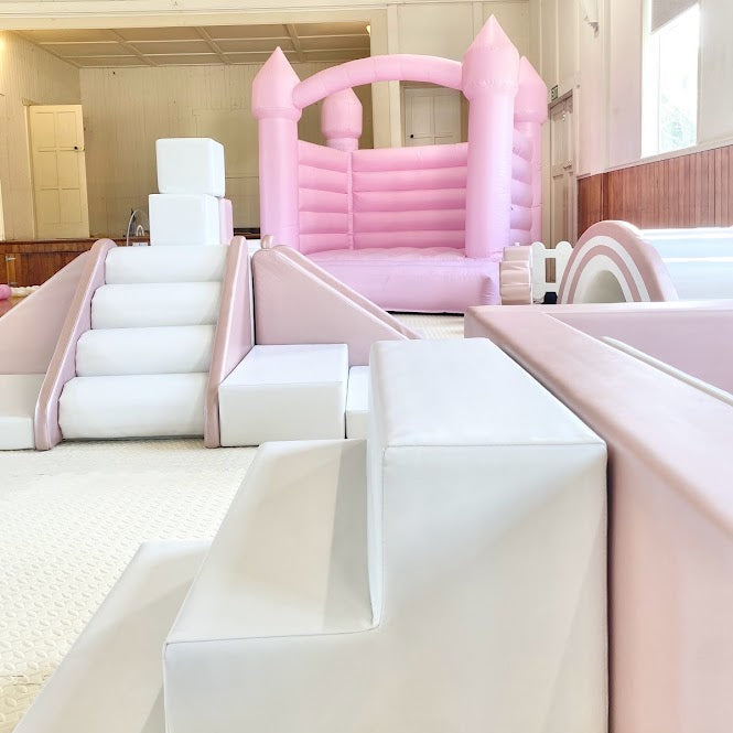 Mini Bounce Castles © 4 Colours To Choose From